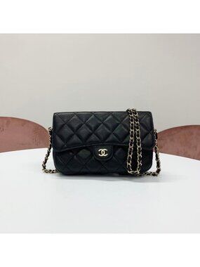 Chanel Caviar Leather CC Logo Shoulder Bag Chain Wallet